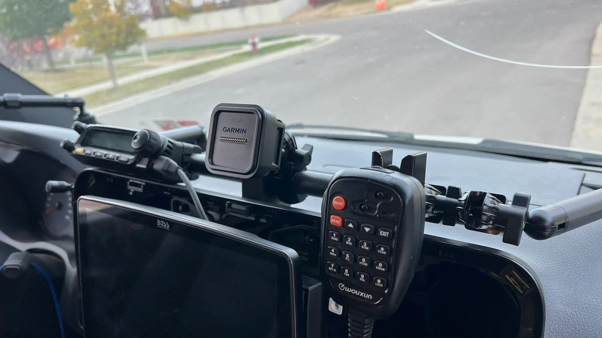 Dashboard and Phone Mounts