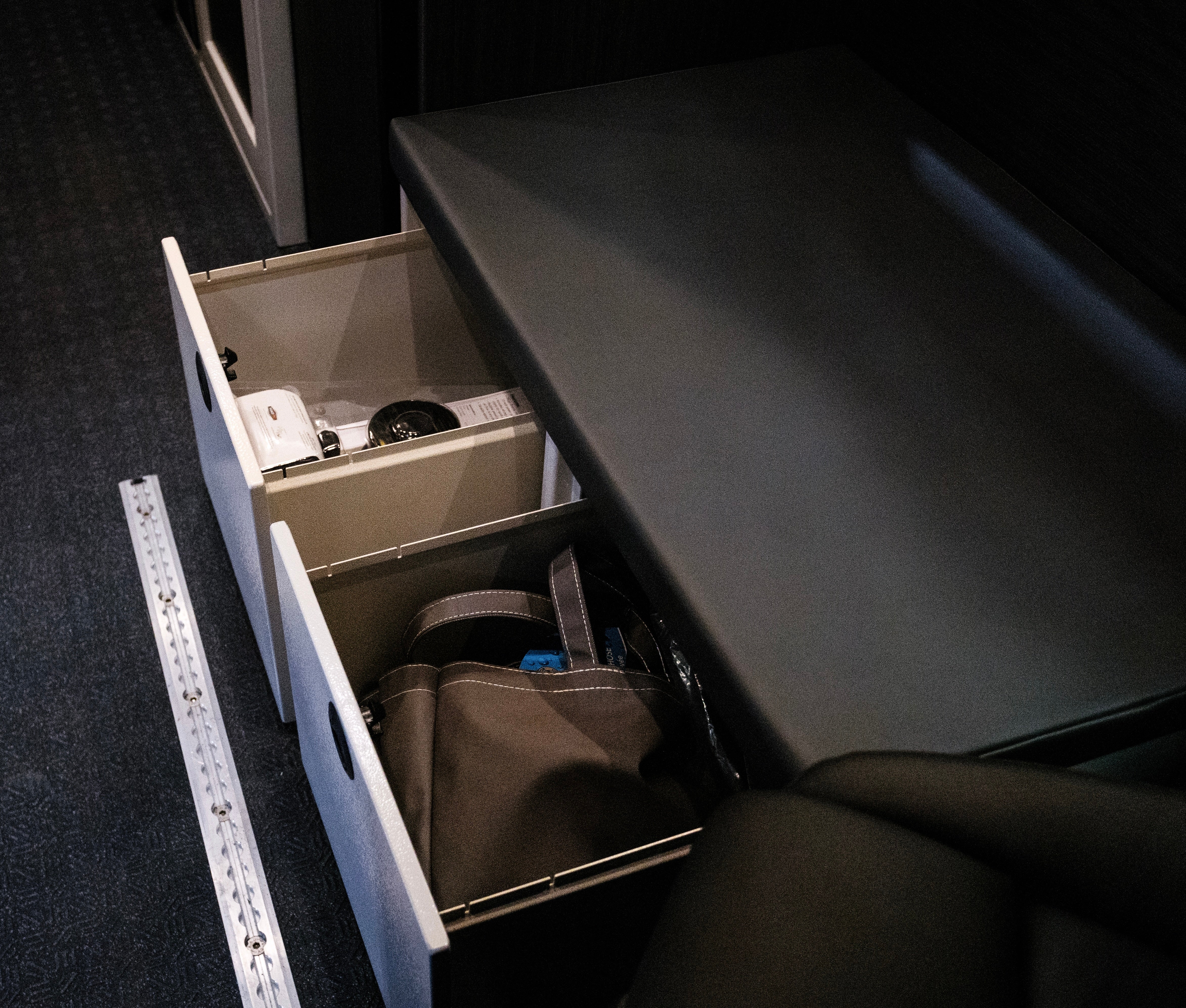 Single Drawer Cabinet - 22" x 18" x 15"