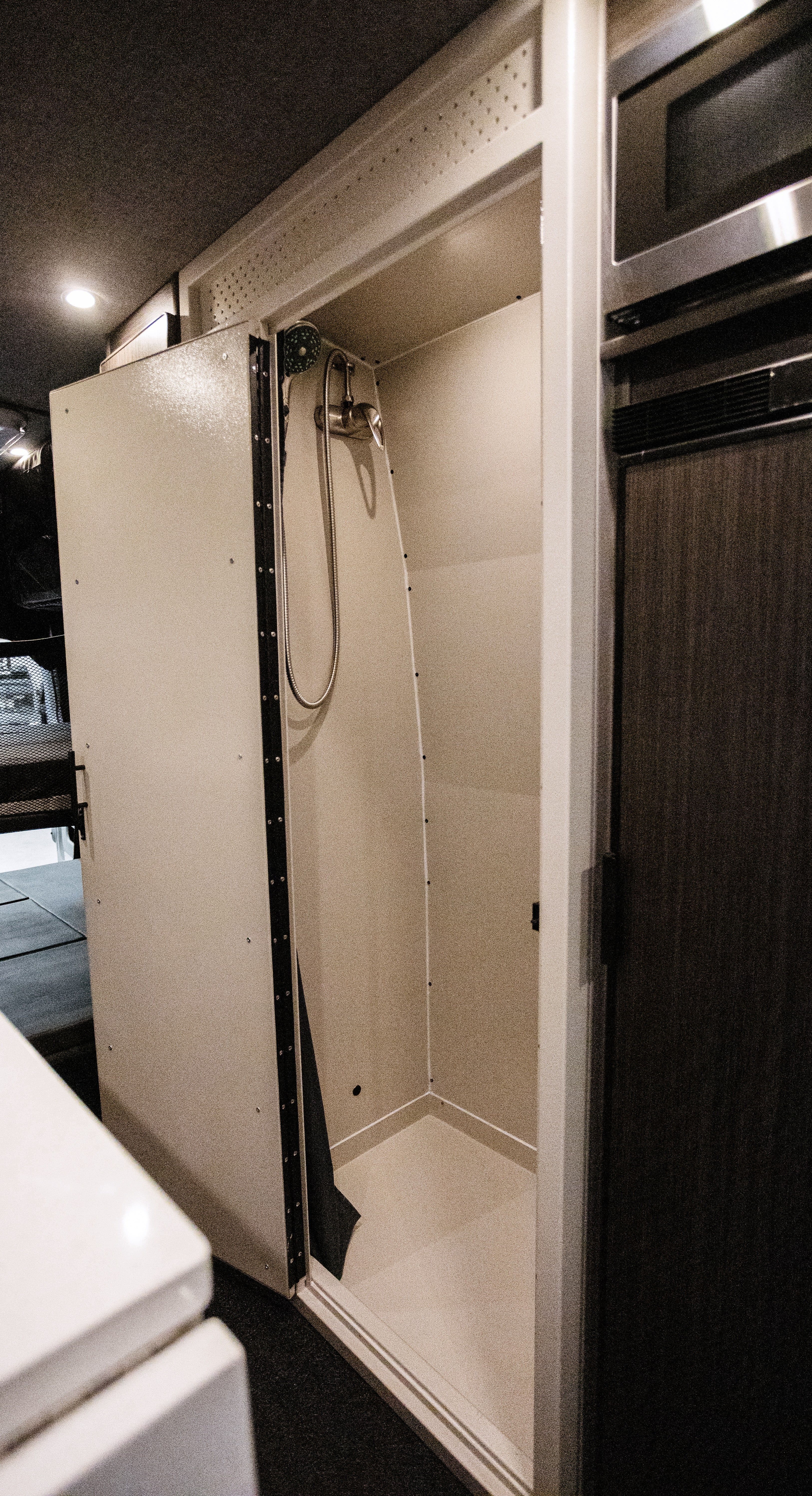 24" Aluminum Van Shower Kit | Van Wife Components