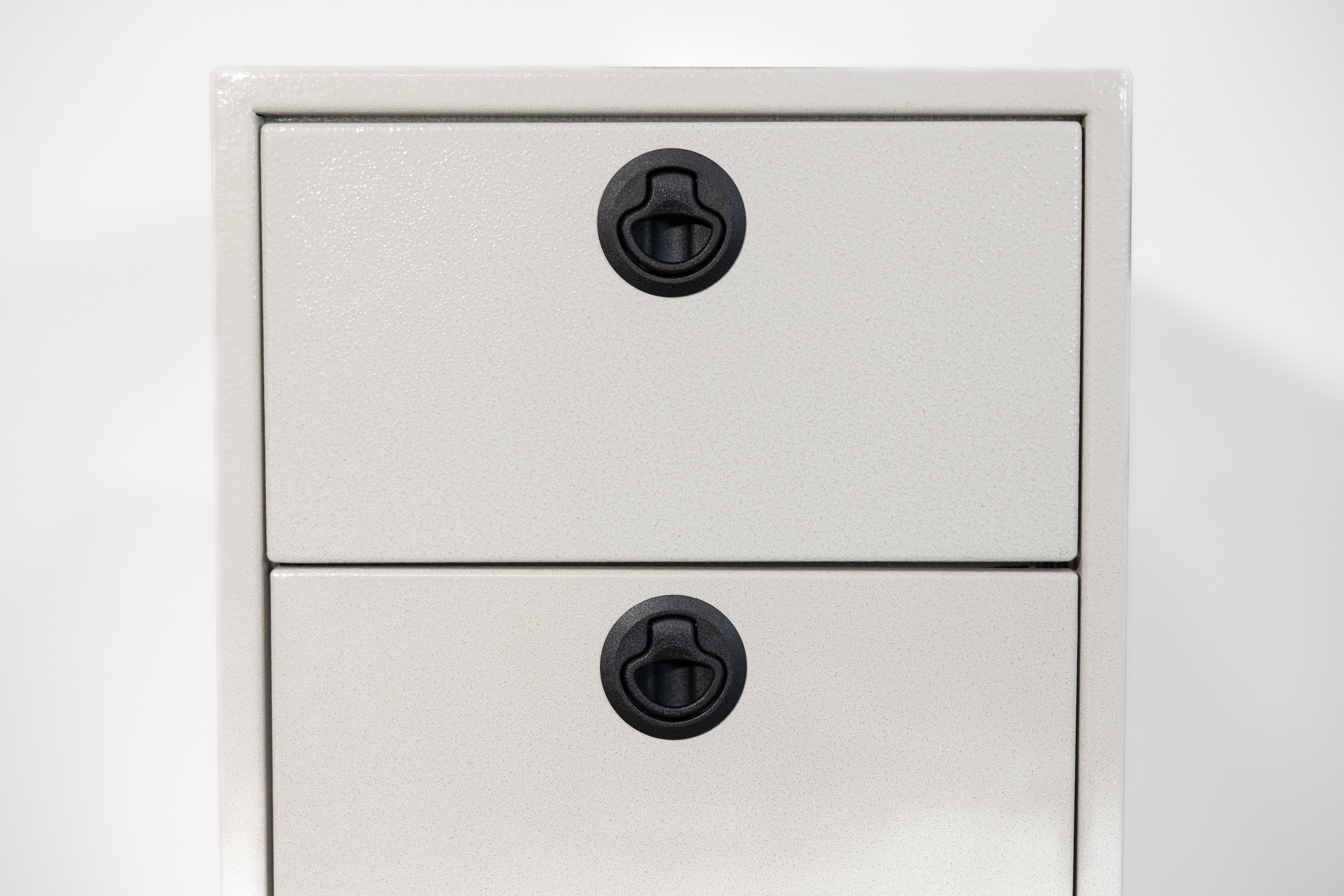 15" Three Drawer Base Cabinet (Shallow) - 15" x 18" x 36"