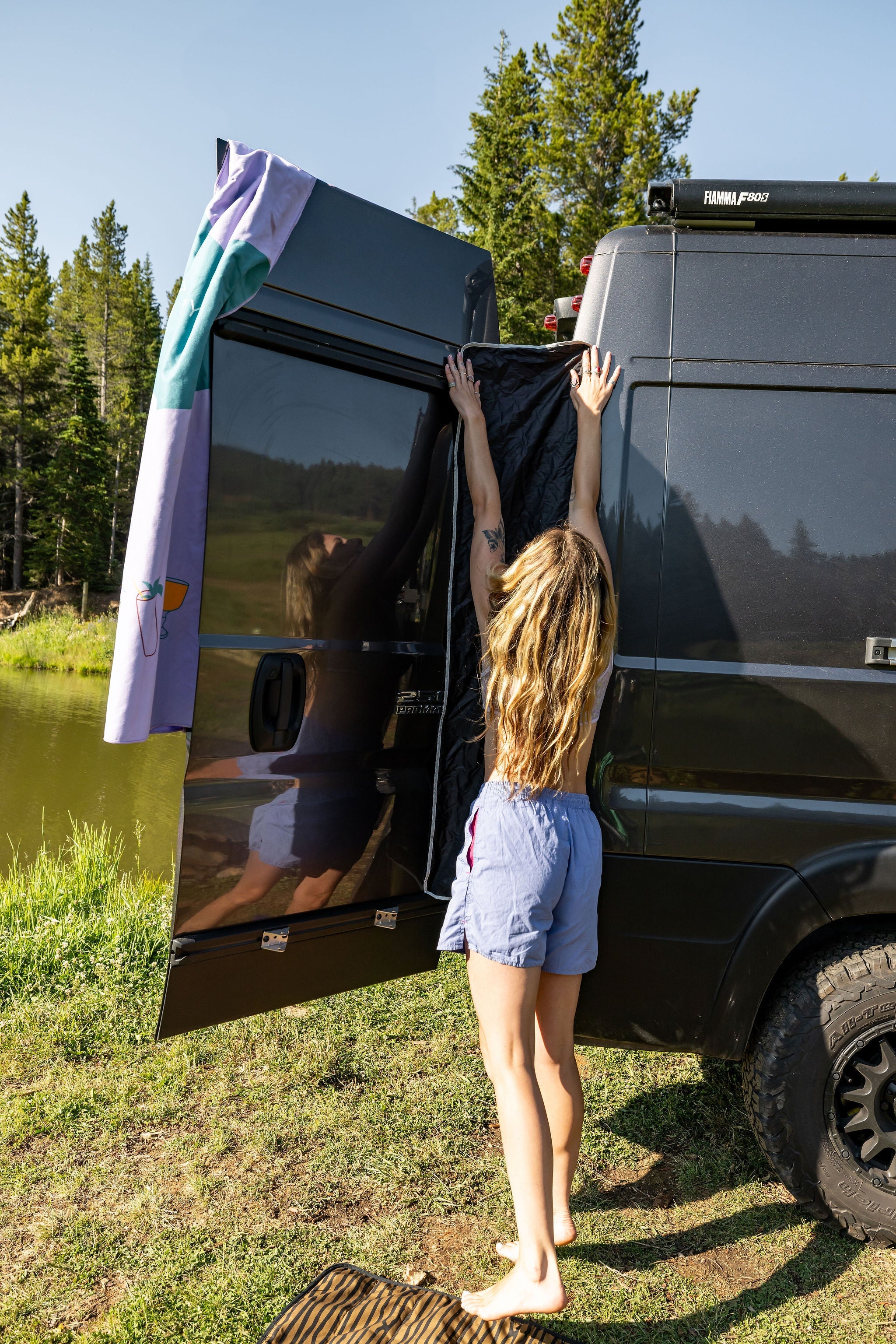 Rear Door Shower Screen