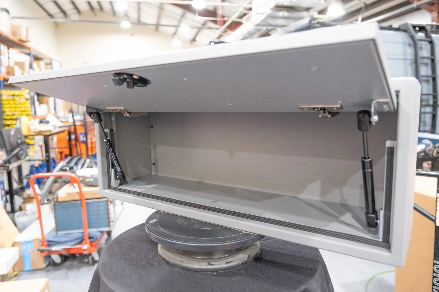 29" Ekko Cabinet - 29"x8"x11" - Over Entry Door