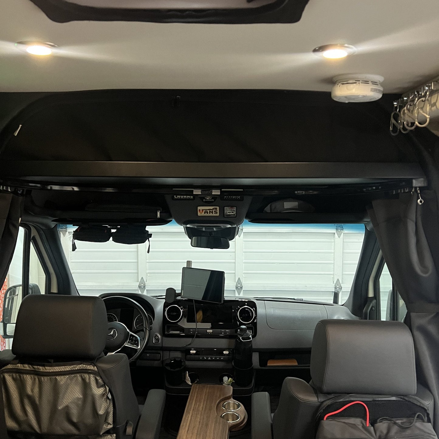 2019+ Headliner Shelf No Curtain Rod