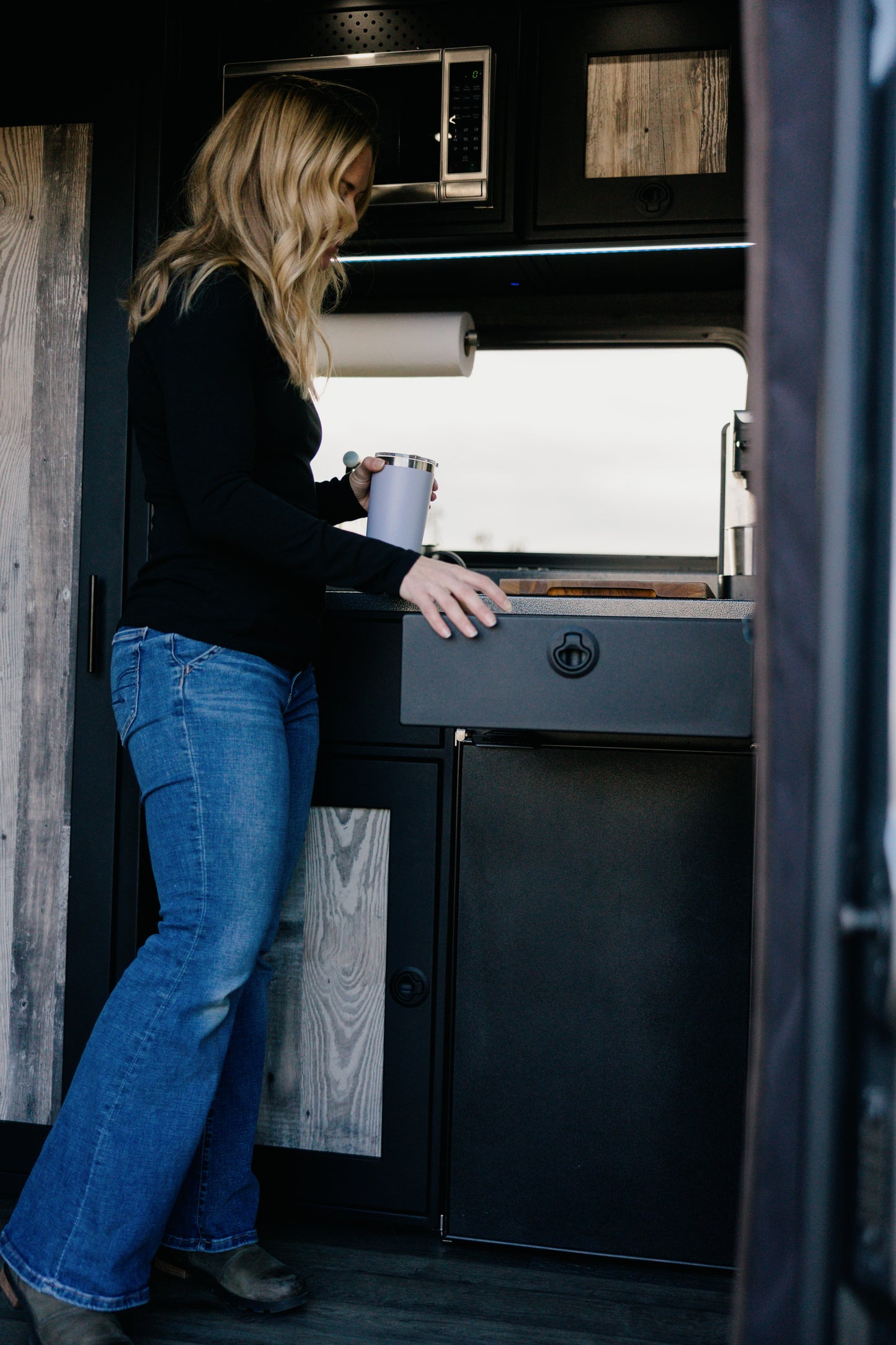 18" Fridge Base - Nova Kool