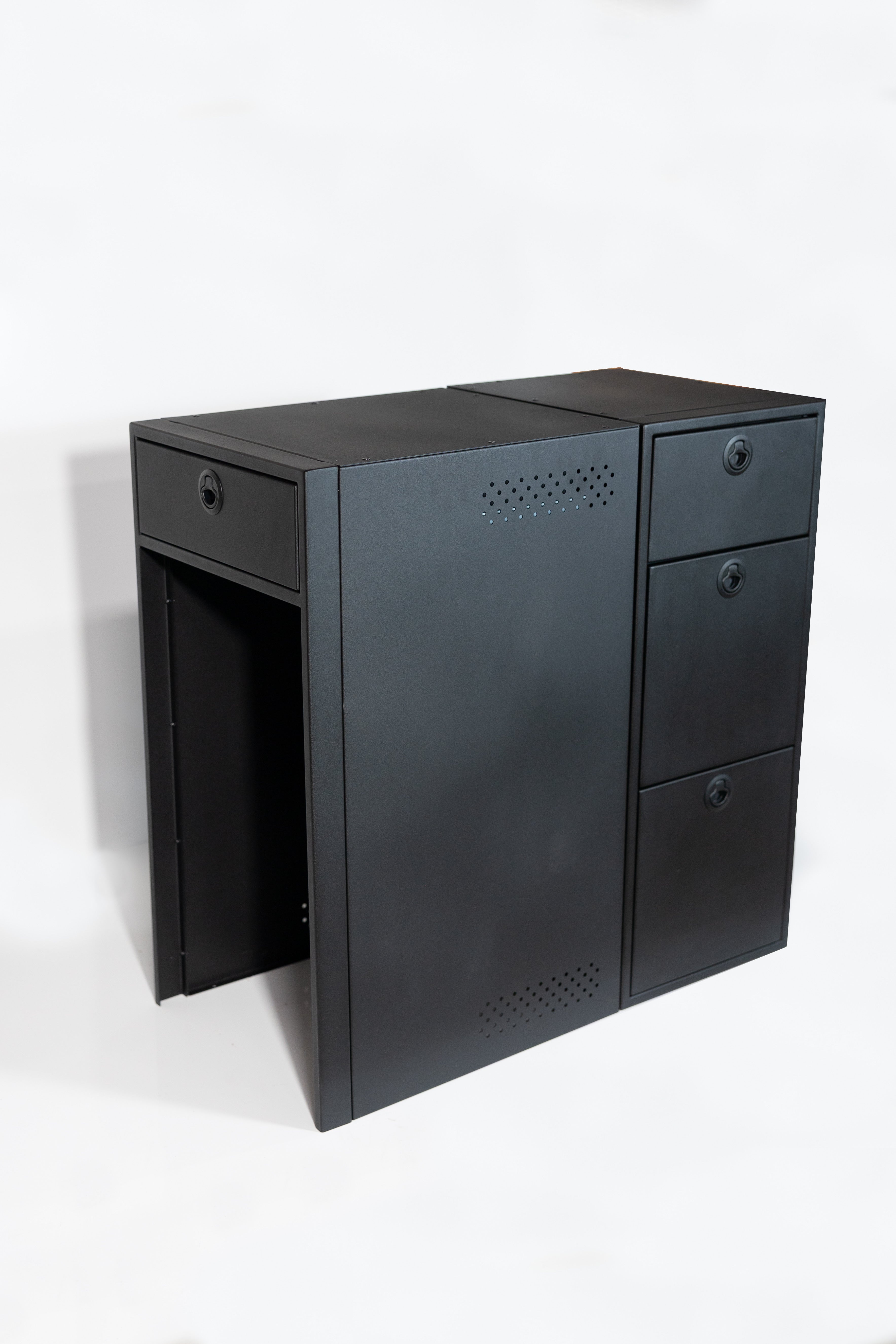 15" Three Drawer Base Cabinet (Shallow) - 15" x 18" x 36"