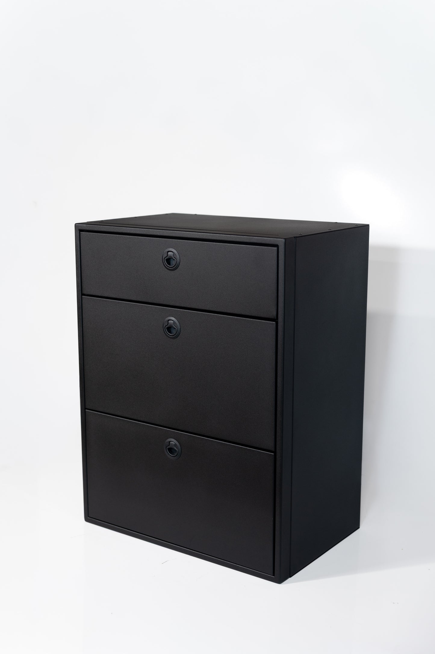 28" Three Drawer Base Cabinet - Shallow