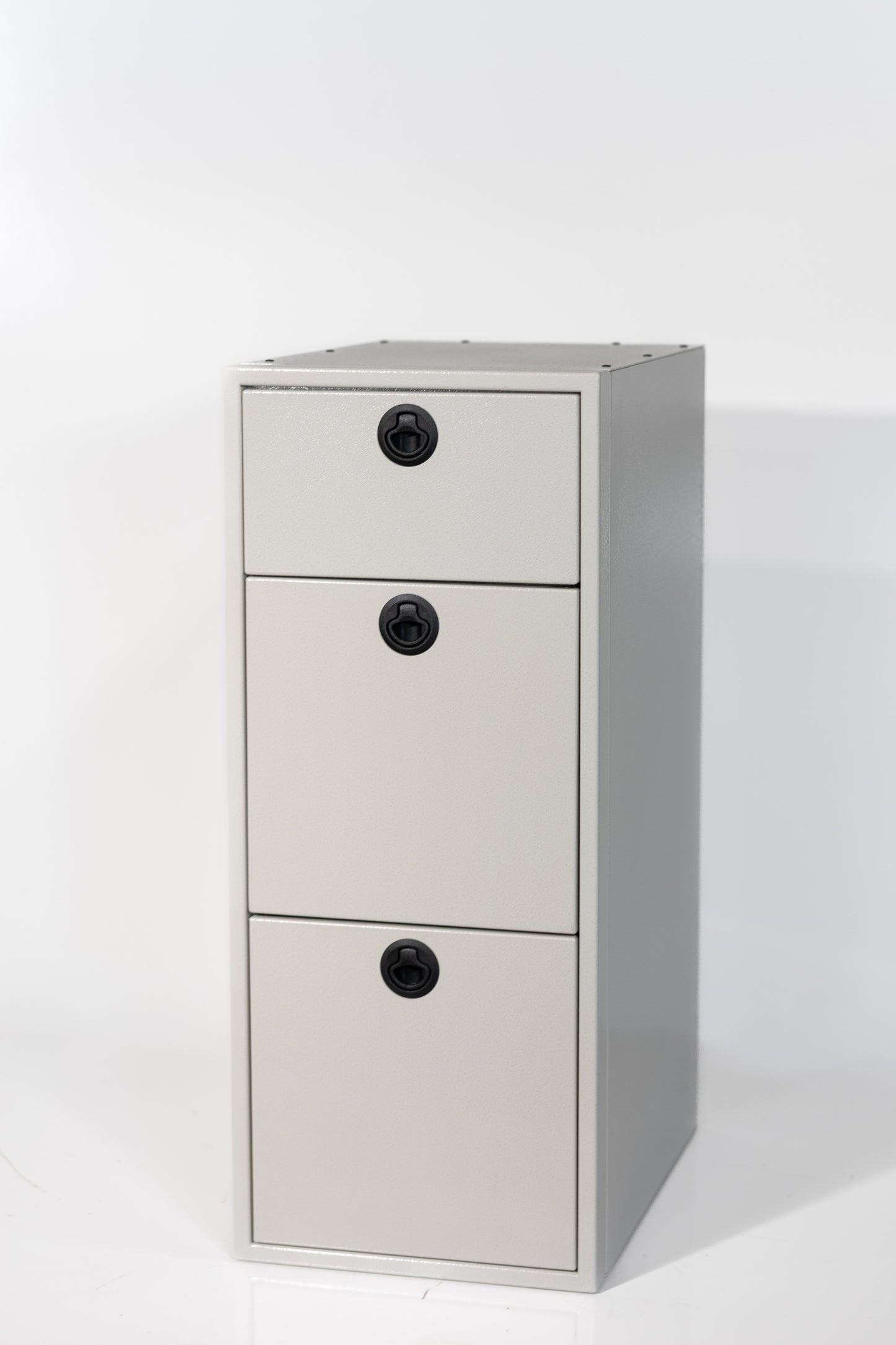 15" Three Drawer Base Cabinet: 15" Length x 18" Deep x 36" Height