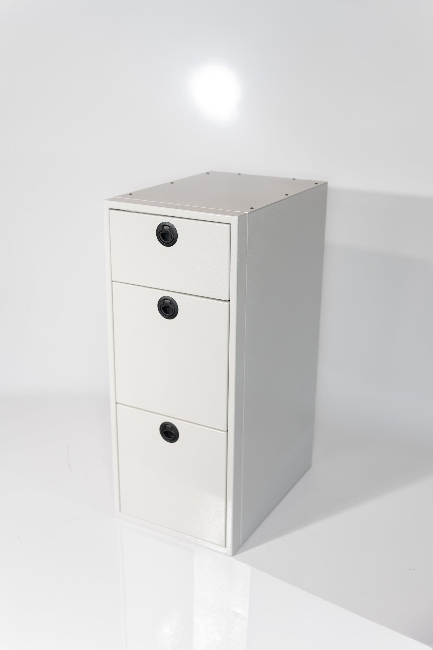 15" Three Drawer Base Cabinet: 15" Length x 18" Deep x 36" Height