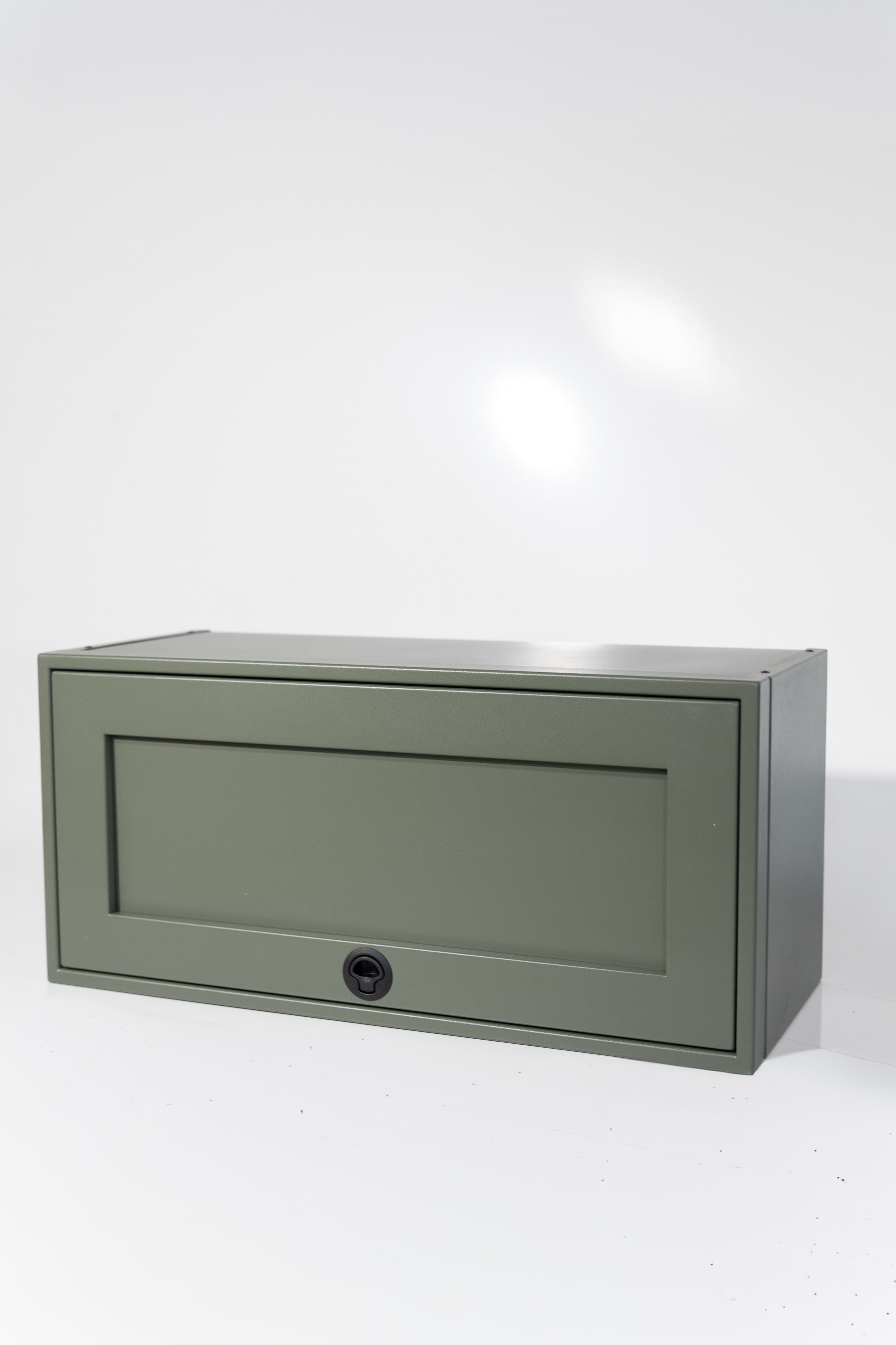 34.5" Ekko Cabinet - 34.5" x 14.5" x 16" - Driver's Side