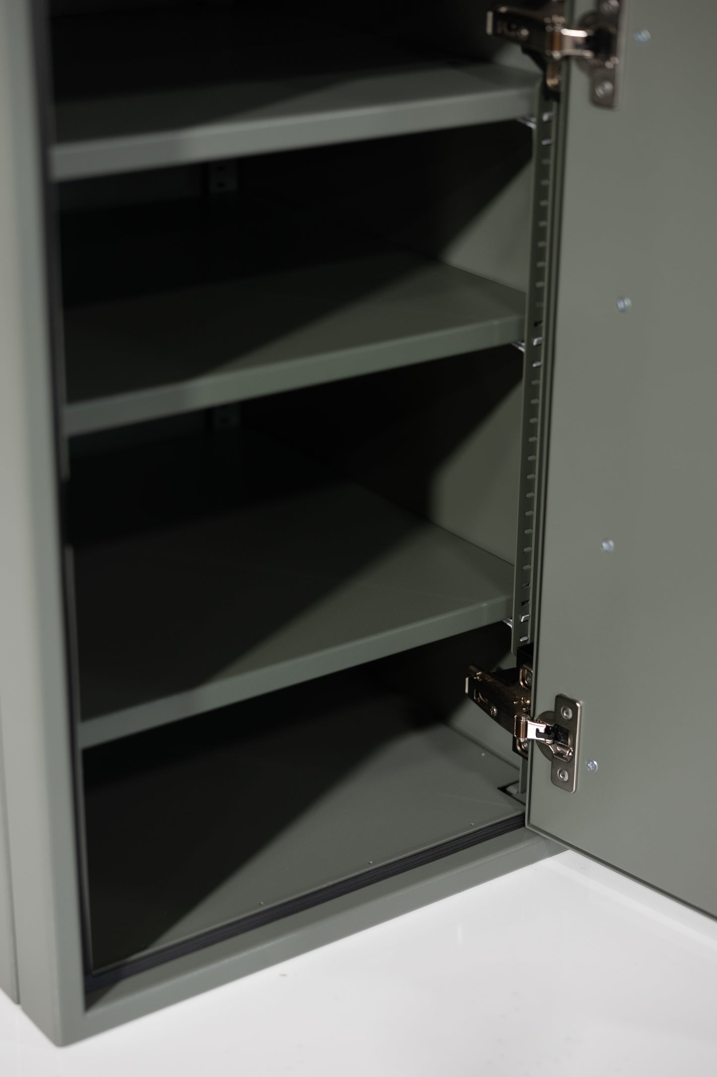 16" One Door Ekko Cabinet - 16"x18"x25" - Right of Microwave
