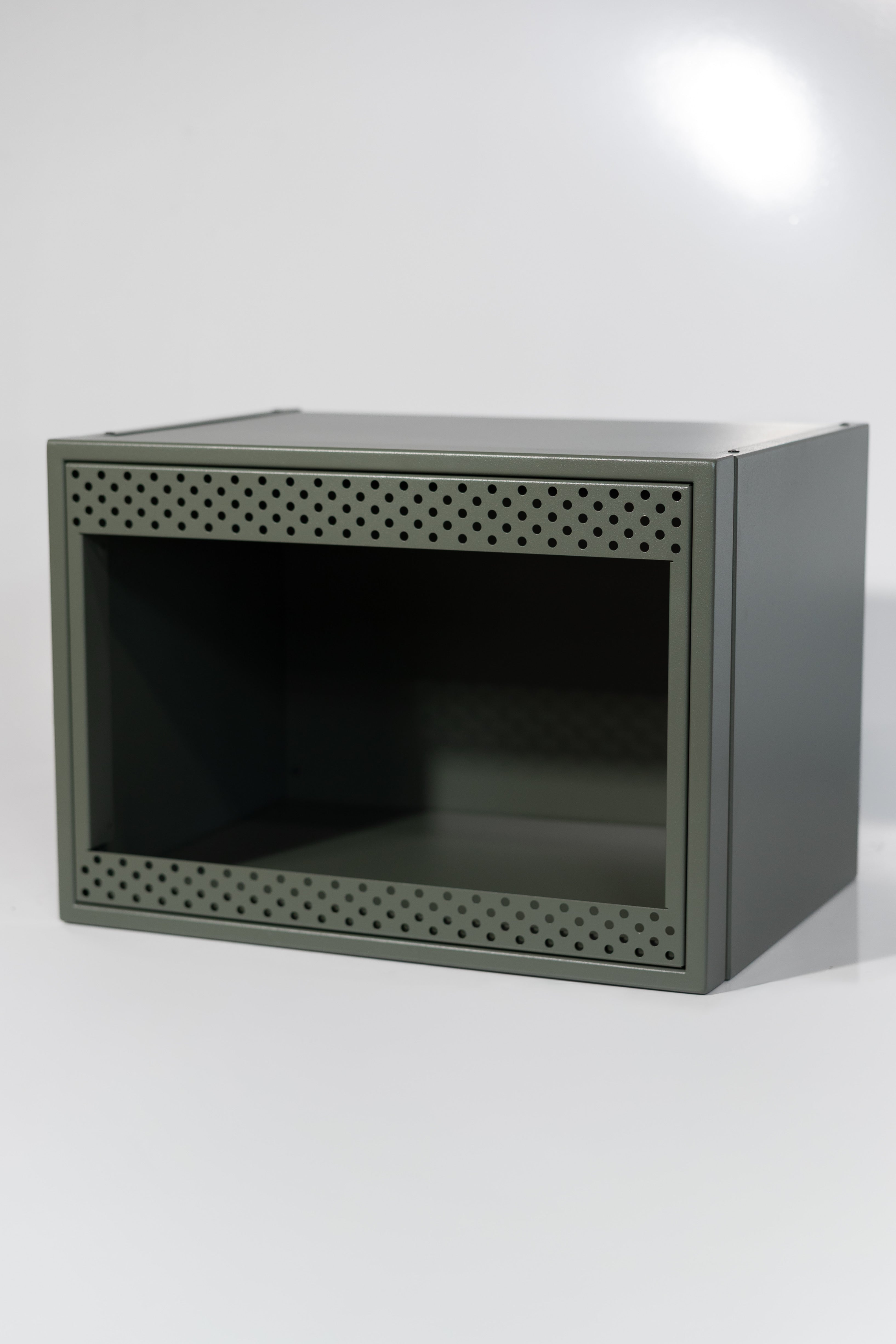 Ekko Microwave Cabinet - 24" x 18" x 17" - Microwave