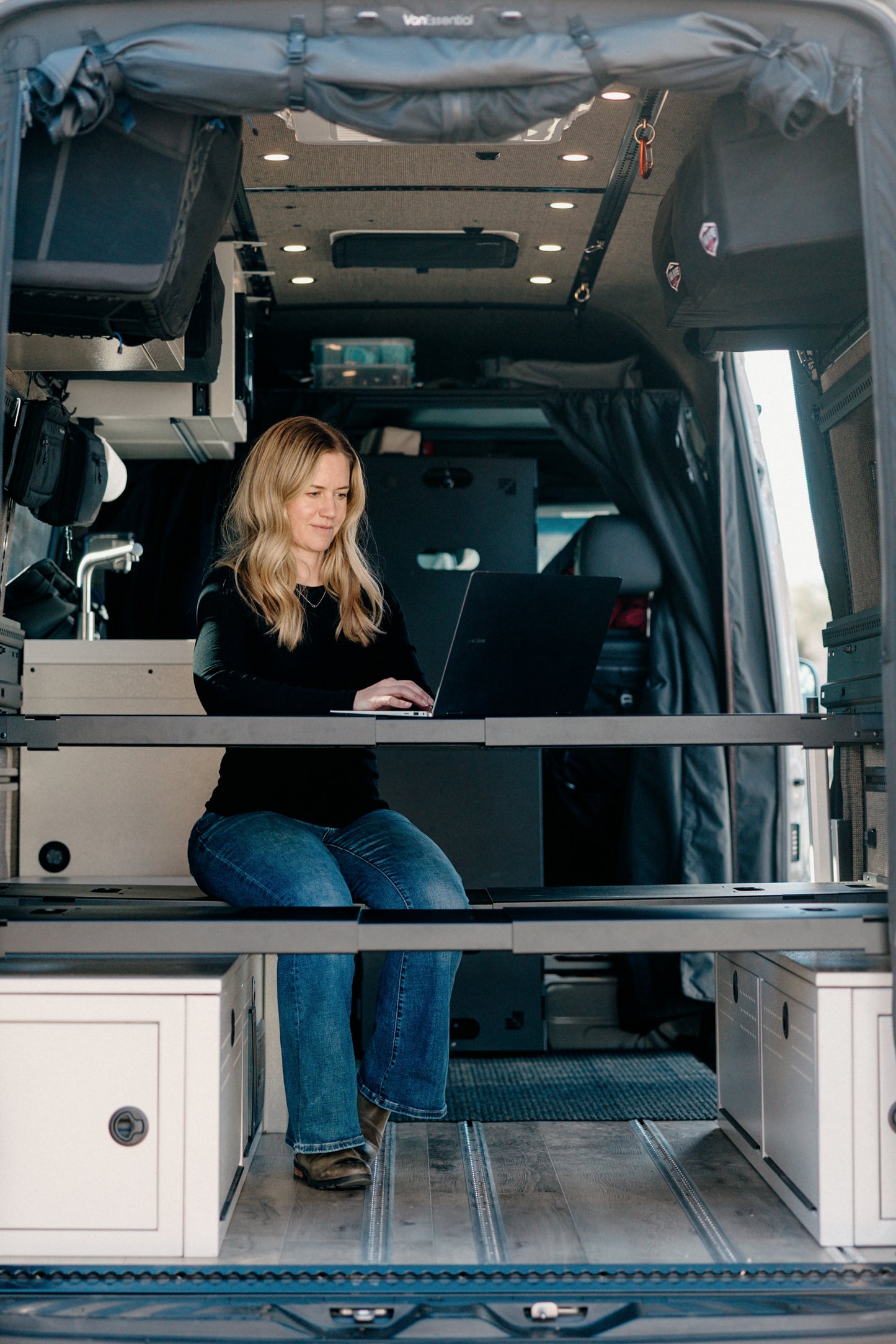 75" Double Bed Rail with Base Channel System