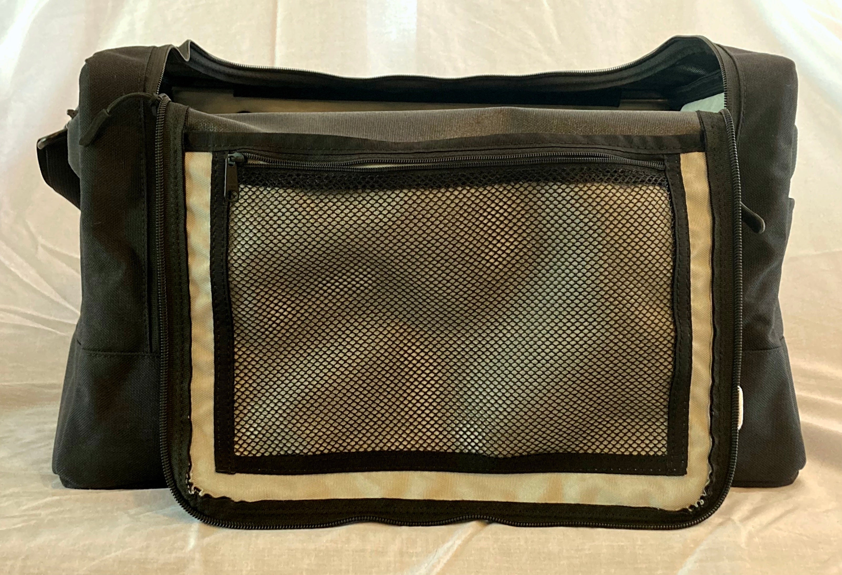 18" Van Hanging Storage Bag | Van Wife Components